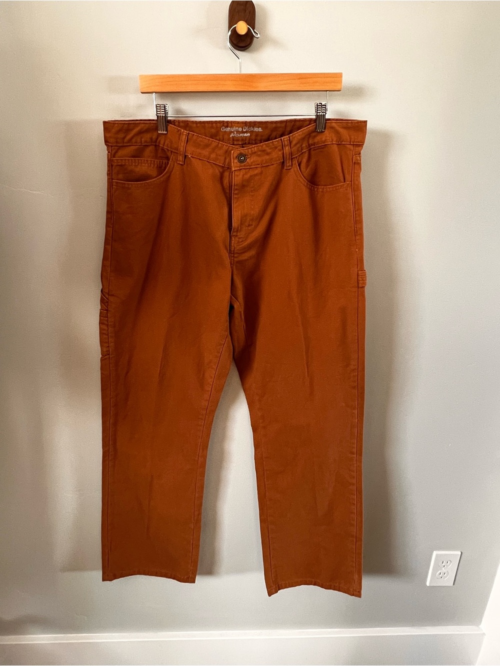 Dickies - Women’s Relaxed Fit Pants - Rust